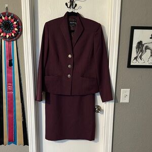 Le Suit Purple and Silver Blazer Classic Style
